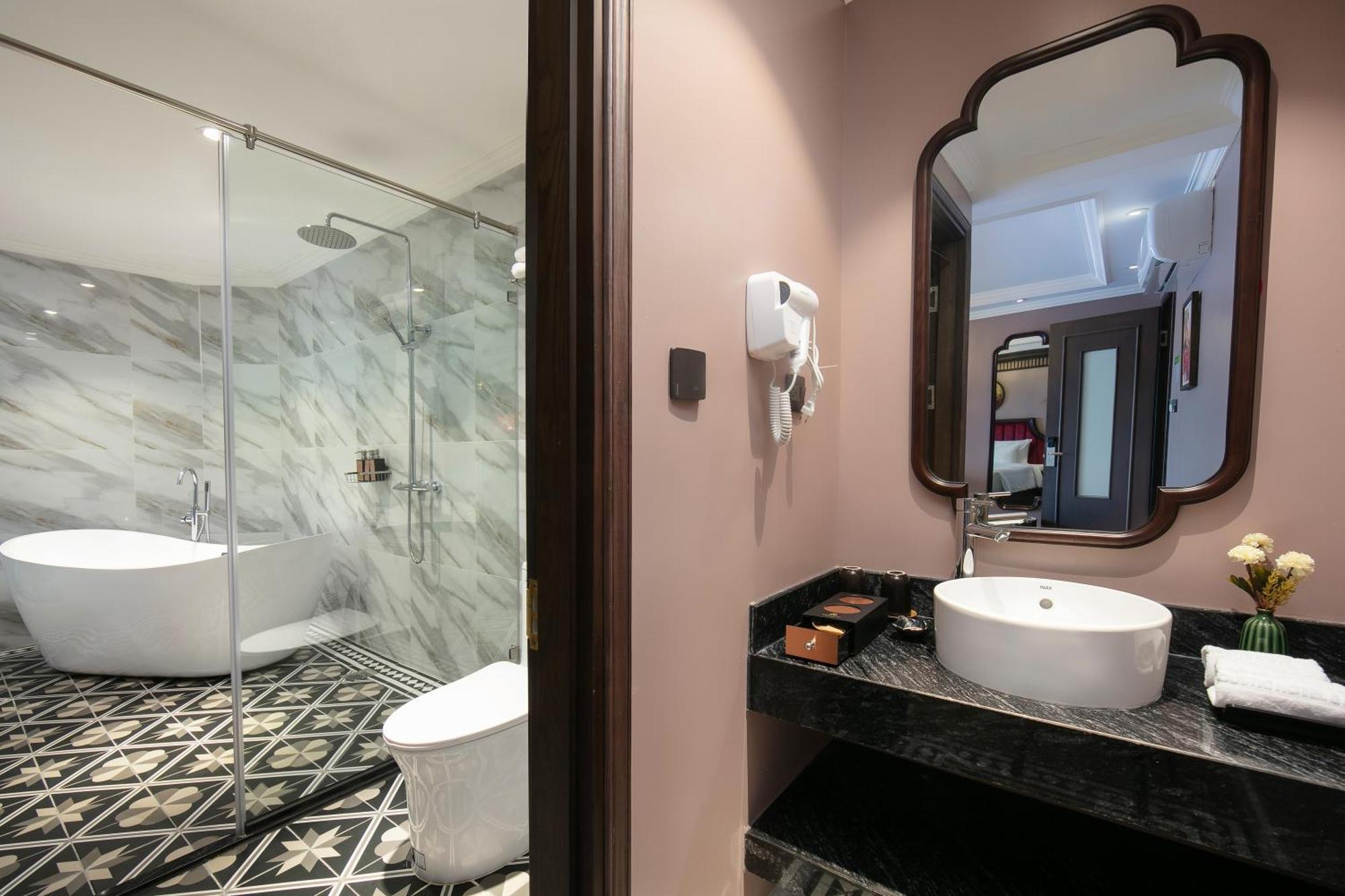 Acoustic Premium Hotel & Spa Hanoï Extérieur photo